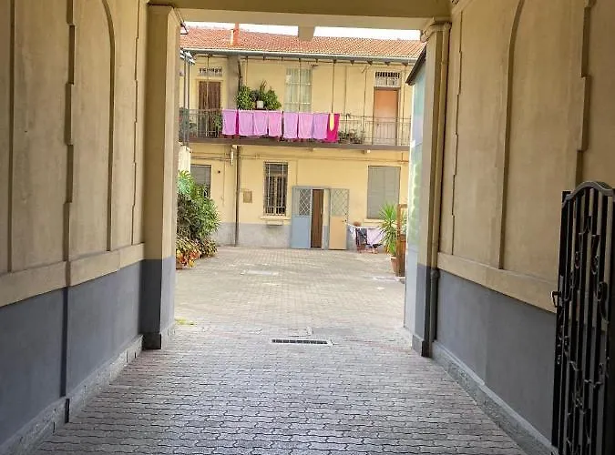 Stanza Privata Con Bagno A 15 Minuti Da Duomo
